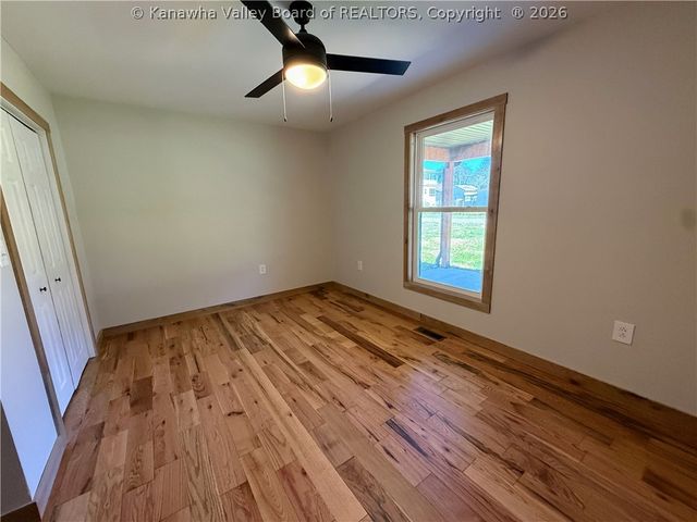 5 Omega Drive, New Haven, WV 25265