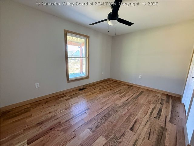 5 Omega Drive, New Haven, WV 25265