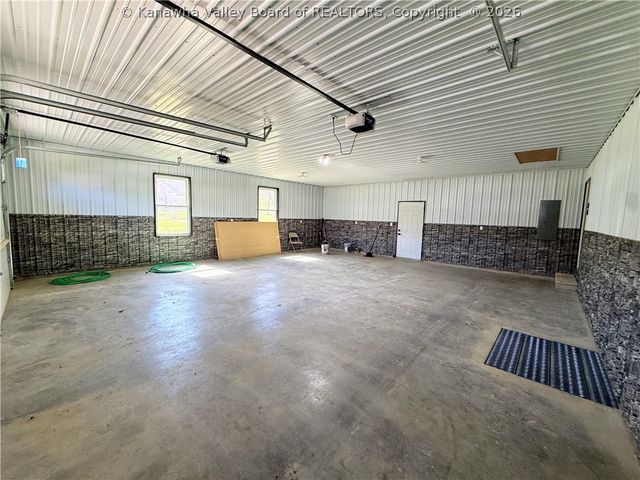 5 Omega Drive, New Haven, WV 25265