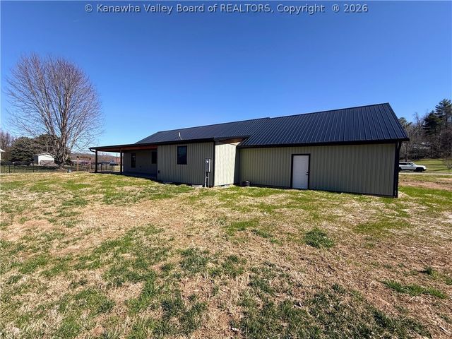 5 Omega Drive, New Haven, WV 25265