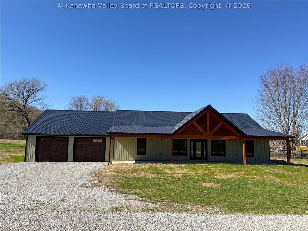 5 Omega Drive, New Haven, WV 25265