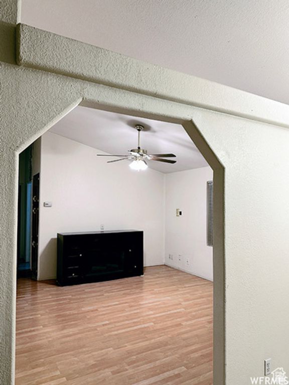 Image 11 of property listing at 2103 S MOUNTAIN VISTA LN, Provo, UT 84606