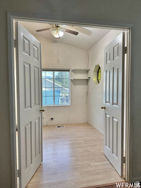 Image 30 of property listing at 2103 S MOUNTAIN VISTA LN, Provo, UT 84606