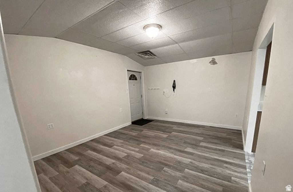 Image 39 of property listing at 2103 S MOUNTAIN VISTA LN, Provo, UT 84606