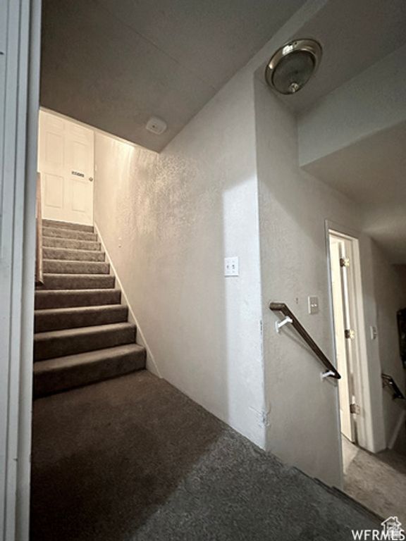 Image 47 of property listing at 2103 S MOUNTAIN VISTA LN, Provo, UT 84606