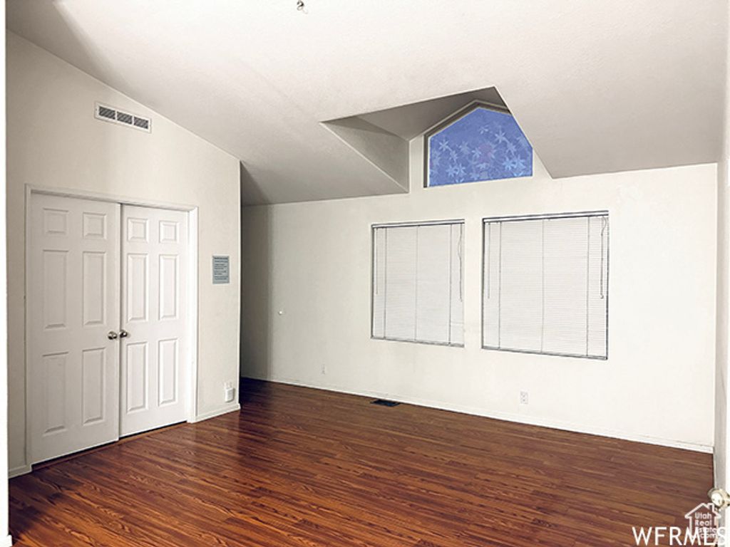 Image 6 of property listing at 2103 S MOUNTAIN VISTA LN, Provo, UT 84606