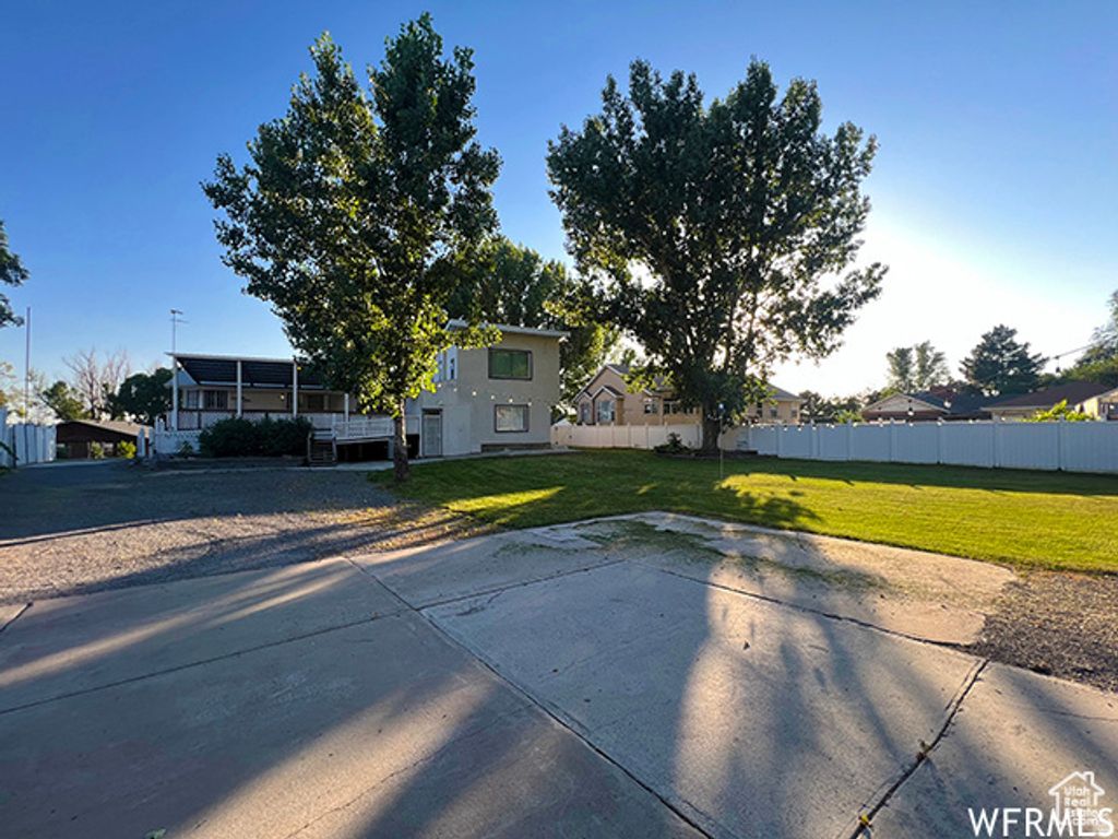 Image 54 of property listing at 2103 S MOUNTAIN VISTA LN, Provo, UT 84606