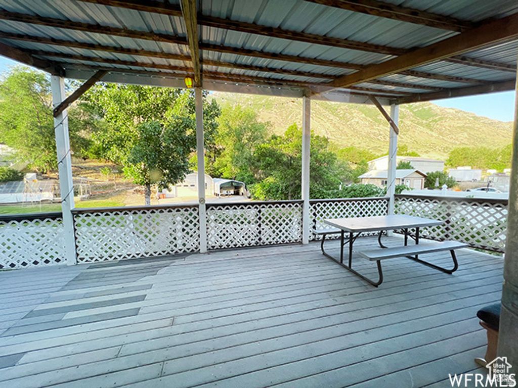 Image 56 of property listing at 2103 S MOUNTAIN VISTA LN, Provo, UT 84606