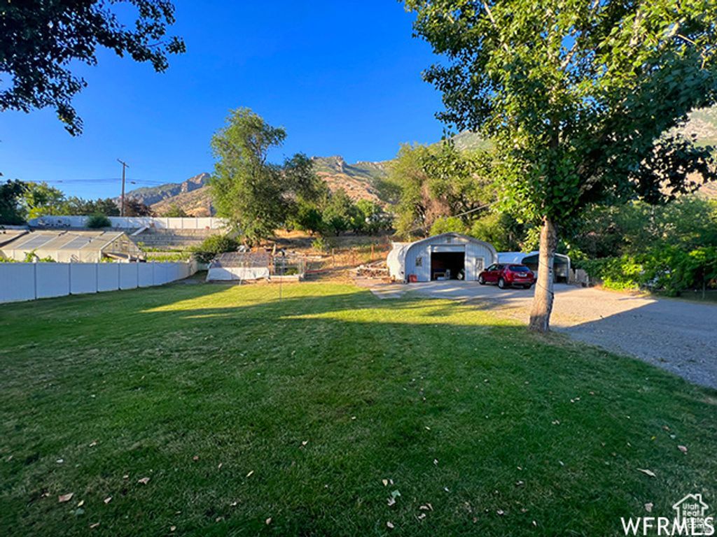 Image 58 of property listing at 2103 S MOUNTAIN VISTA LN, Provo, UT 84606