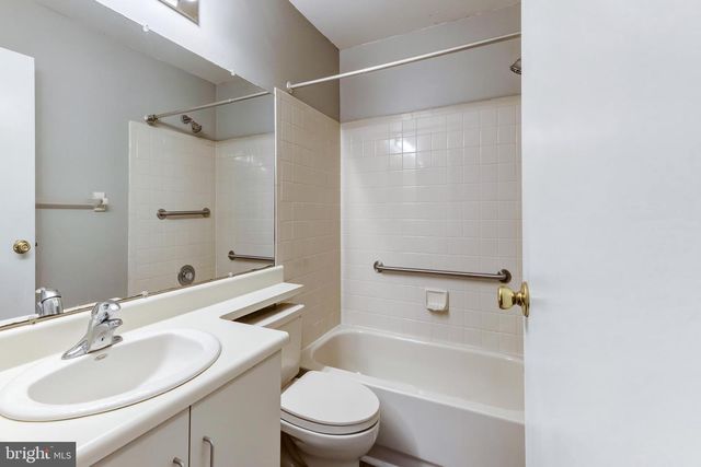 441 PADDOCK CT, Sewell, NJ 08080