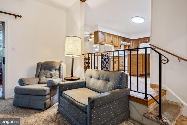 8601 BUCKBOARD DR, Alexandria, VA 22308