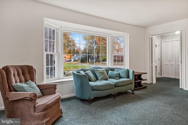 8601 BUCKBOARD DR, Alexandria, VA 22308