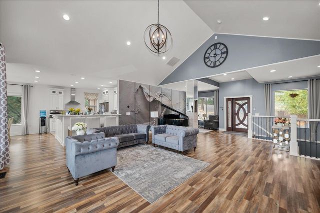 26515 E Mission Ave, Liberty Lake, WA 99019