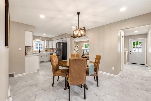 1207 S 98th STREET, West Allis, WI 53214