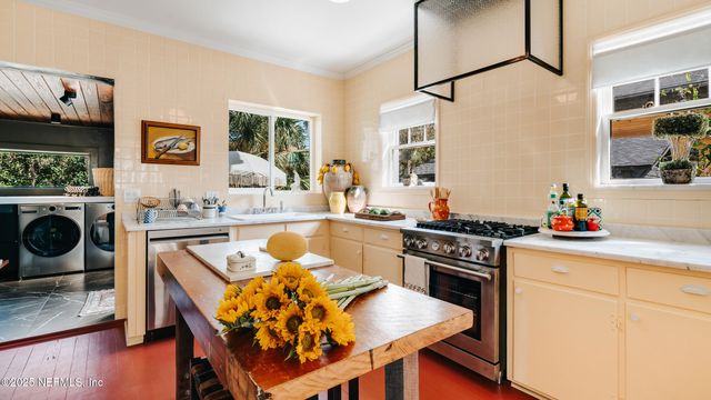 1511 MCDUFF Avenue S, Jacksonville, FL 32205