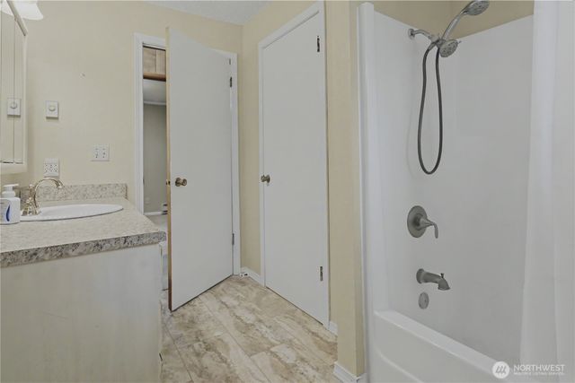 8411 SW 173rd Avenue, Rochester, WA 98579