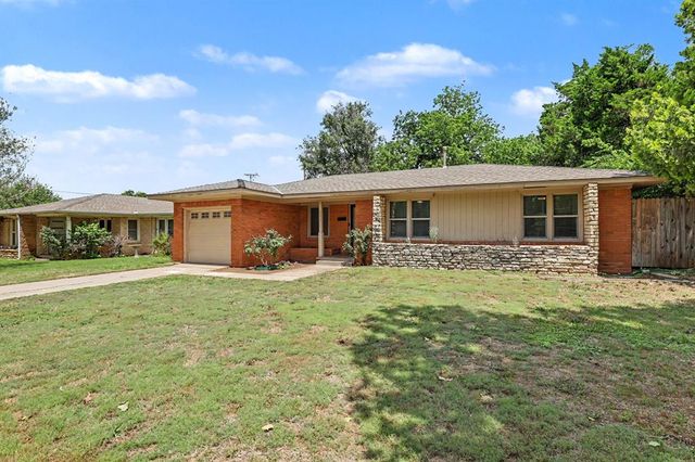 2231 W Britton Road, The Village, OK 73120