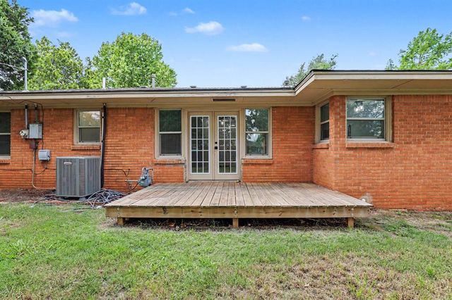 2231 W Britton Road, The Village, OK 73120