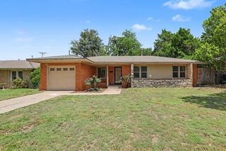 2231 W Britton Road, The Village, OK 73120