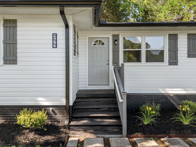 255 Hazelwood Avenue, Spartanburg, SC 29302