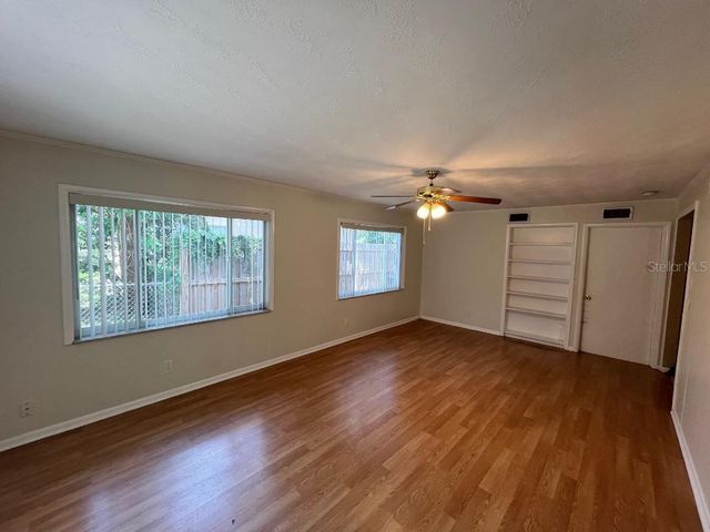 12928 N OREGON AVE, Tampa, FL 33612