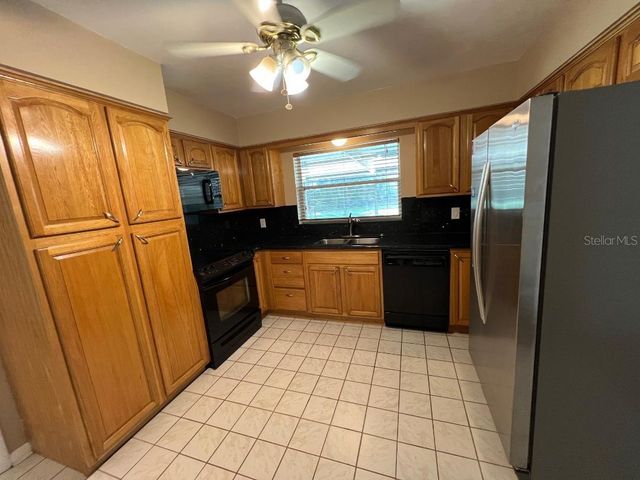 12928 N OREGON AVE, Tampa, FL 33612