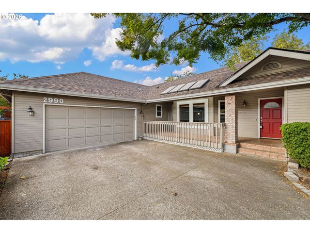 2990 GILHAM Rd, Eugene, OR 97408