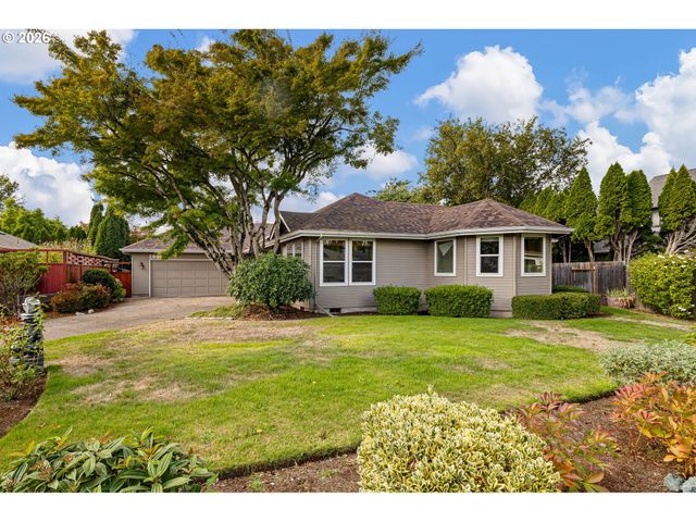 2990 GILHAM Rd, Eugene, OR 97408