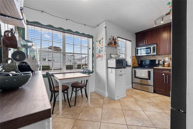 13753 SW 149th Cir Ln 3-44, Miami, FL 33186