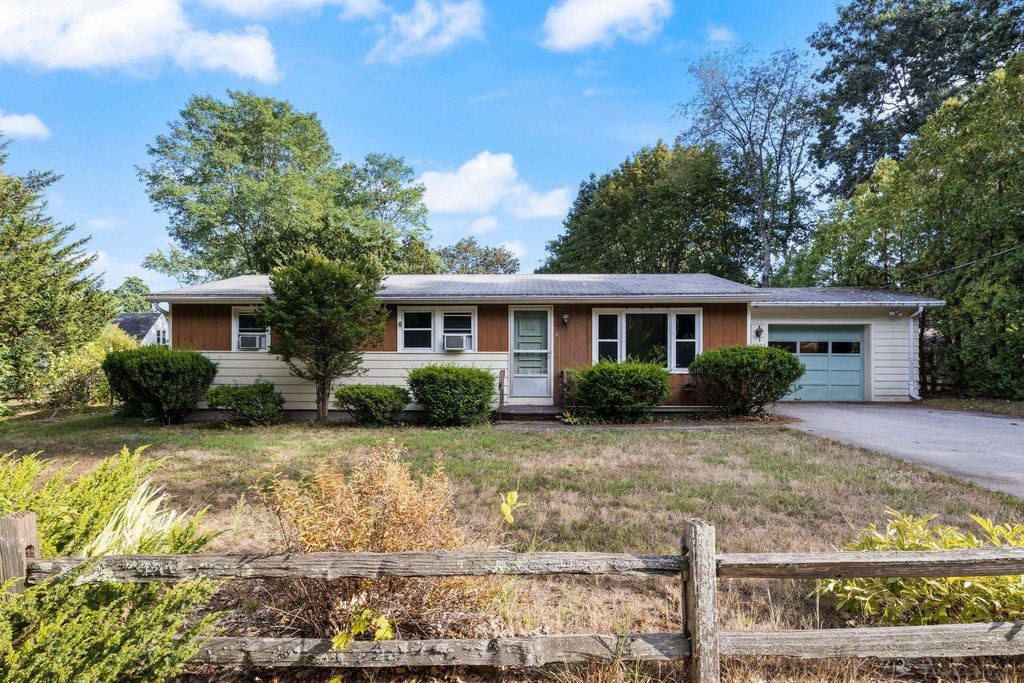 4 Barry Street, Dover, NH 03820