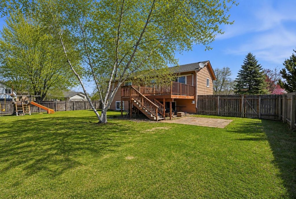 12048 Zea Street NW, Coon Rapids, MN 55433 — photo 2