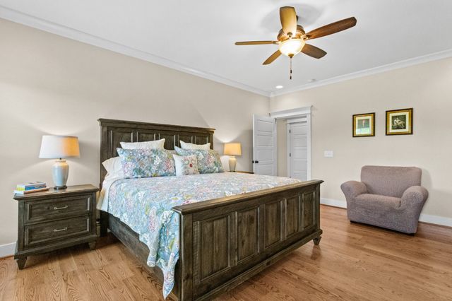 9043 Cross Plains Rd, White House, TN 37188