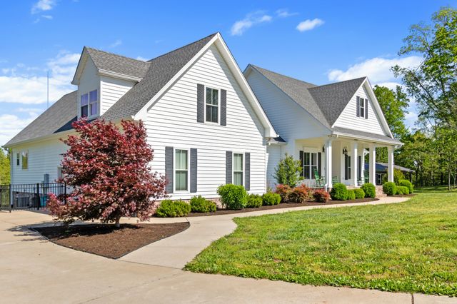 9043 Cross Plains Rd, White House, TN 37188
