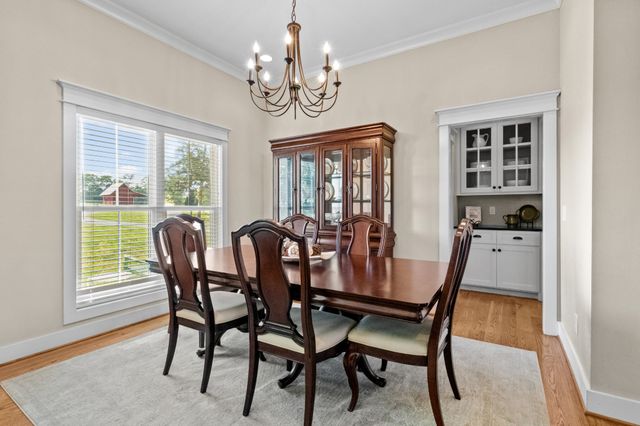 9043 Cross Plains Rd, White House, TN 37188