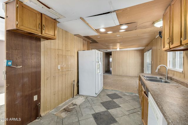 456 S LAWSON Drive, Apache Junction, AZ 85120