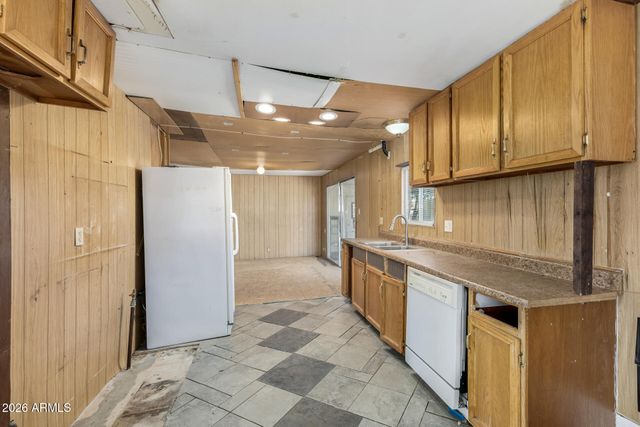 456 S LAWSON Drive, Apache Junction, AZ 85120