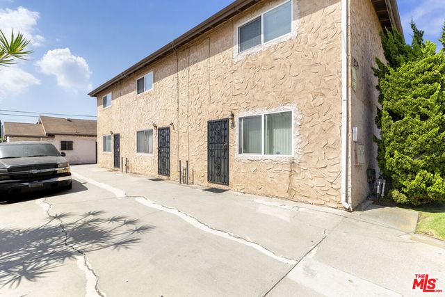 1524 W 81st Street, Los Angeles, CA 90047