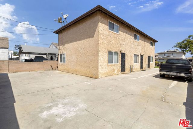 1524 W 81st Street, Los Angeles, CA 90047