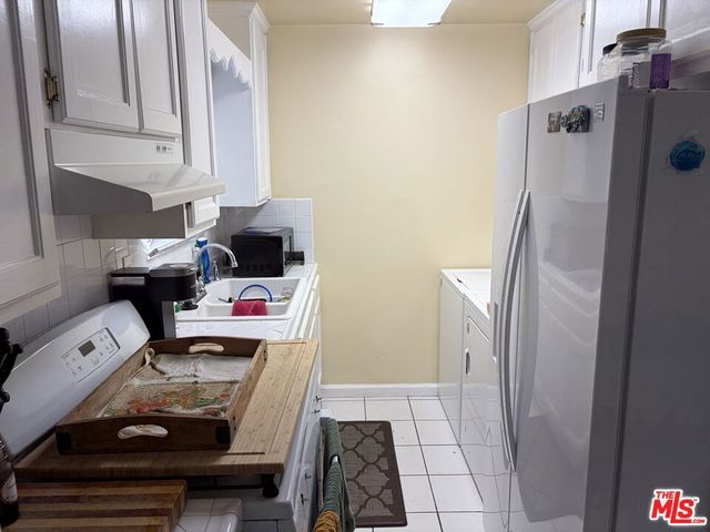 1524 W 81st Street, Los Angeles, CA 90047