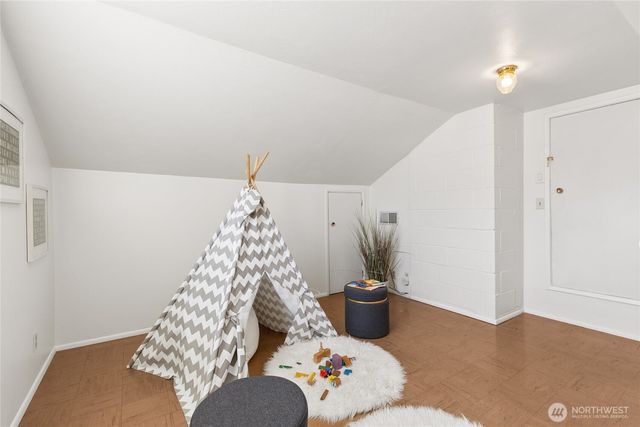 1023 S Orchard Street, Tacoma, WA 98465