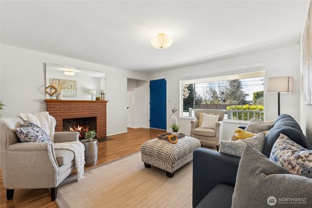 1023 S Orchard Street, Tacoma, WA 98465