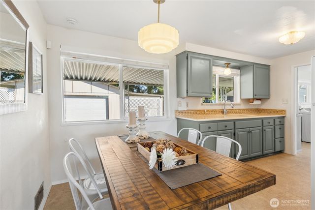 1023 S Orchard Street, Tacoma, WA 98465