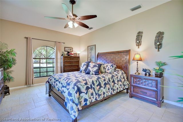 26 Meadowlake Circle S, Lake Placid, FL 33852