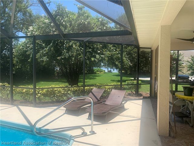 26 Meadowlake Circle S, Lake Placid, FL 33852