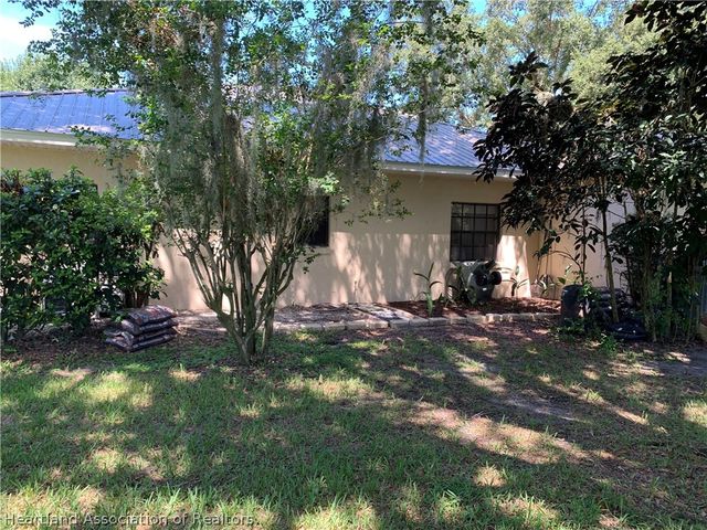 26 Meadowlake Circle S, Lake Placid, FL 33852