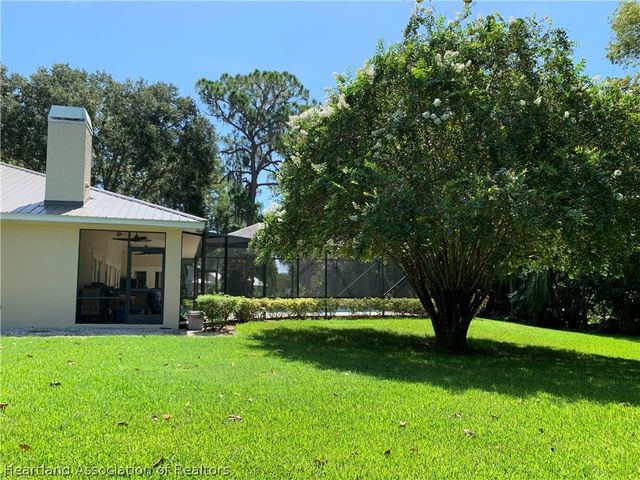 26 Meadowlake Circle S, Lake Placid, FL 33852