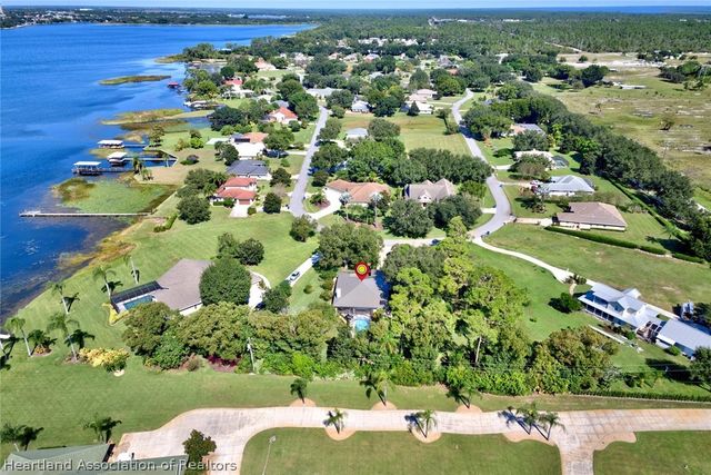 26 Meadowlake Circle S, Lake Placid, FL 33852