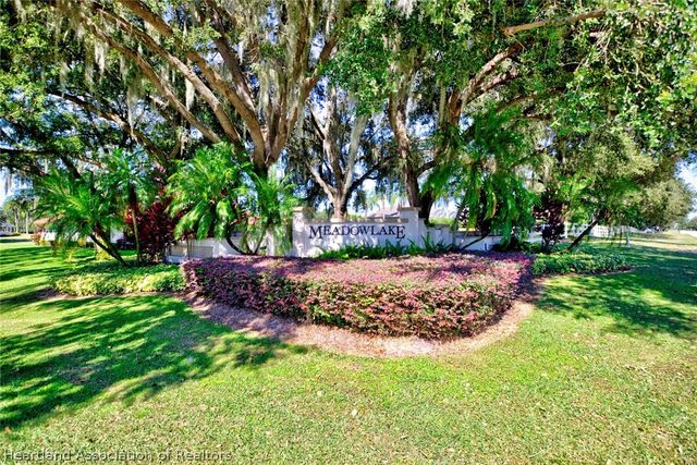26 Meadowlake Circle S, Lake Placid, FL 33852