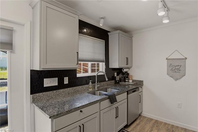 3904 Bissett Way, Greensboro, NC 27405