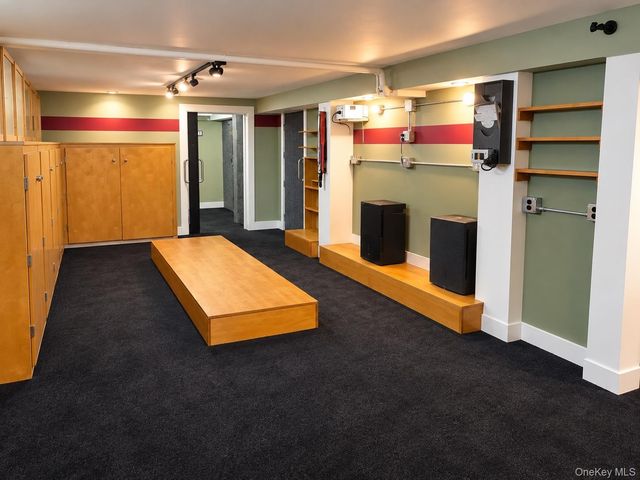 7217 67th Place, Glendale, NY 11385